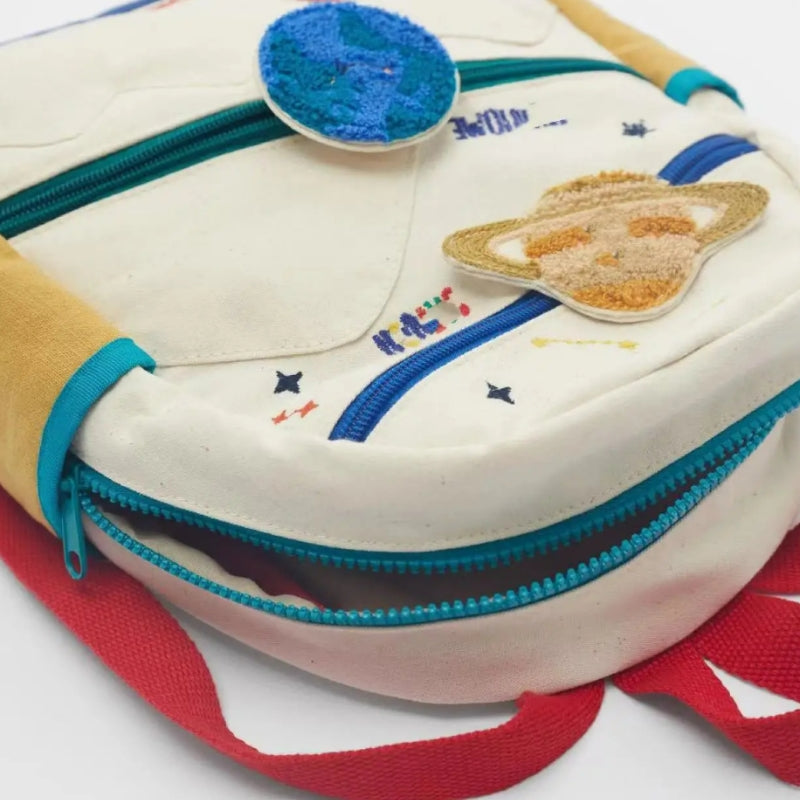 small backpack child close up zip closure - Multiple Patterns - Dinosaur Pattern - Space Pattern - Floral Pattern