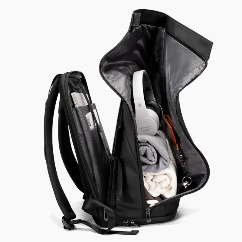 waterproof backpack compartment open - Black