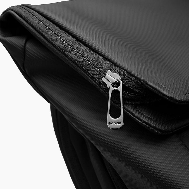 waterproof backpack 20l close up zip closure - Black