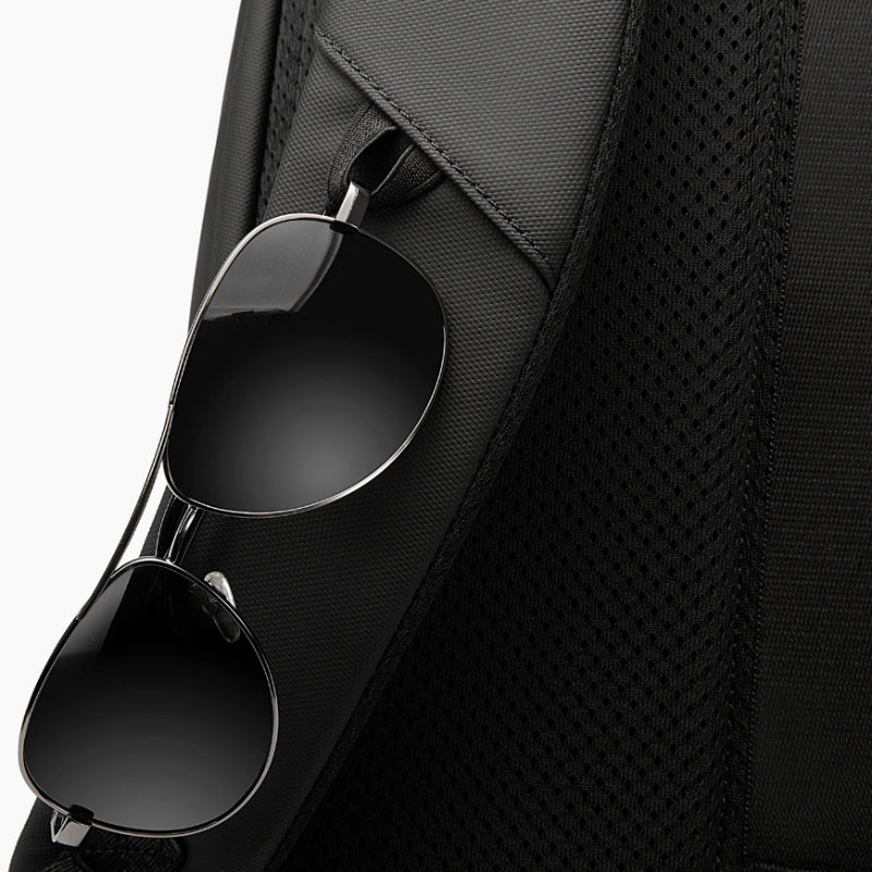 waterproof backpack 20l glasses attached - Black