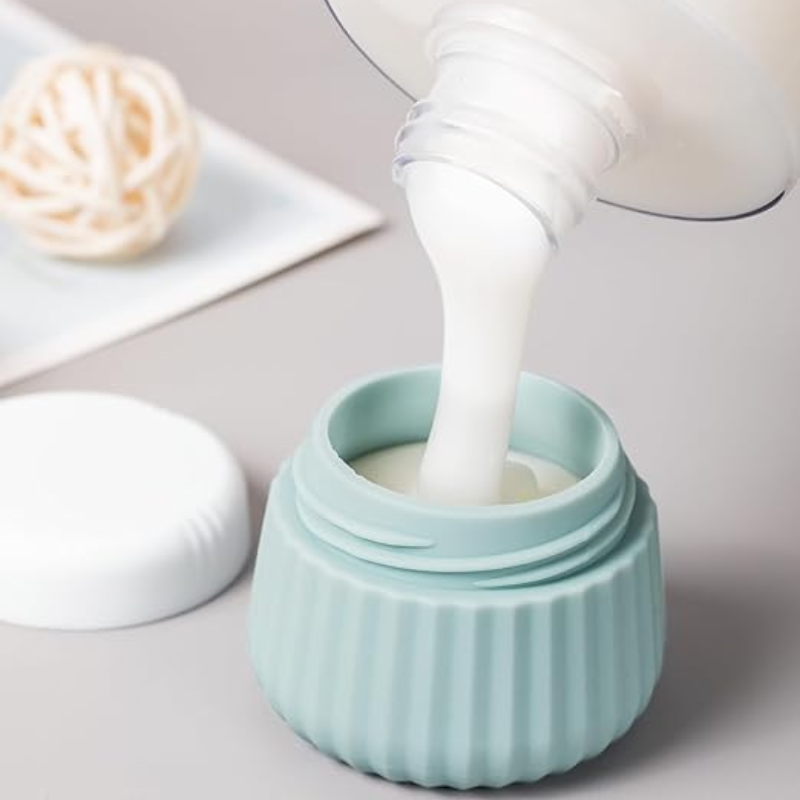 empty travel bottle for cream close up product open - Beige - Pink - Green - Blue - Multicoloured - Multicolored