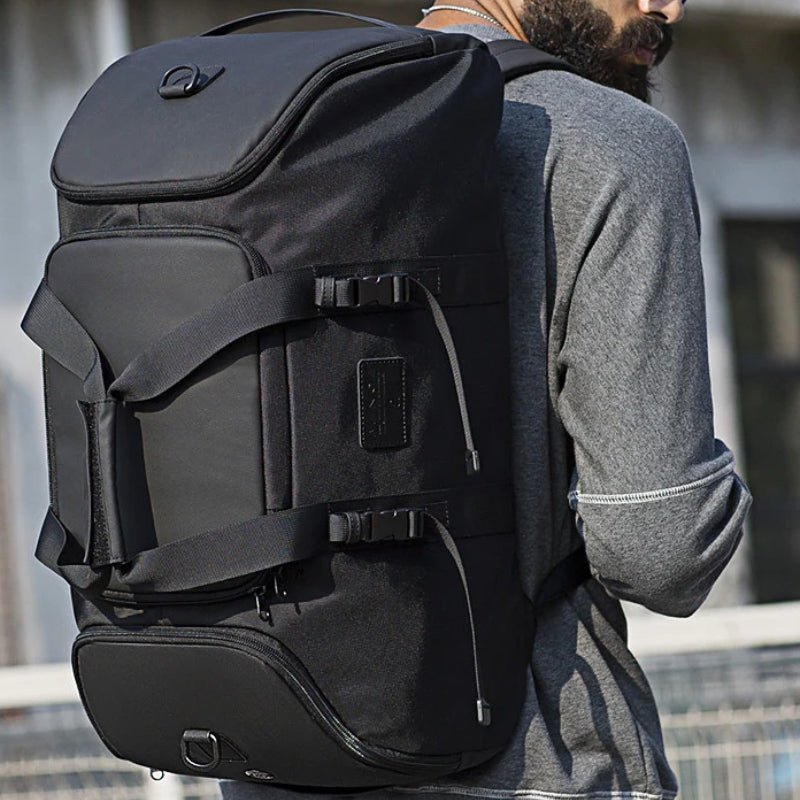 convertible travel bag worn on back - Black