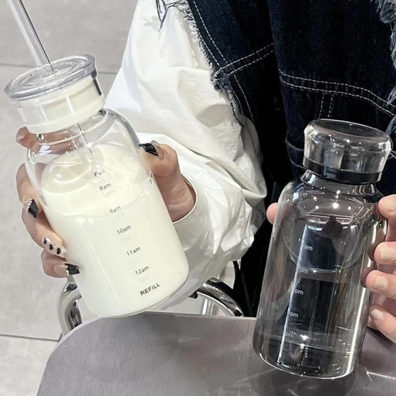 glass water bottle - Transparent - Black