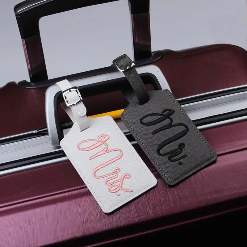 suitcase tag - White - Black