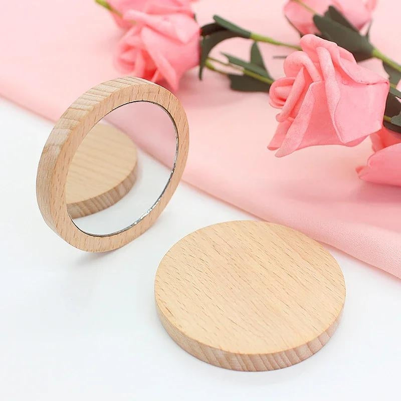 small vintage pocket mirror - Wood